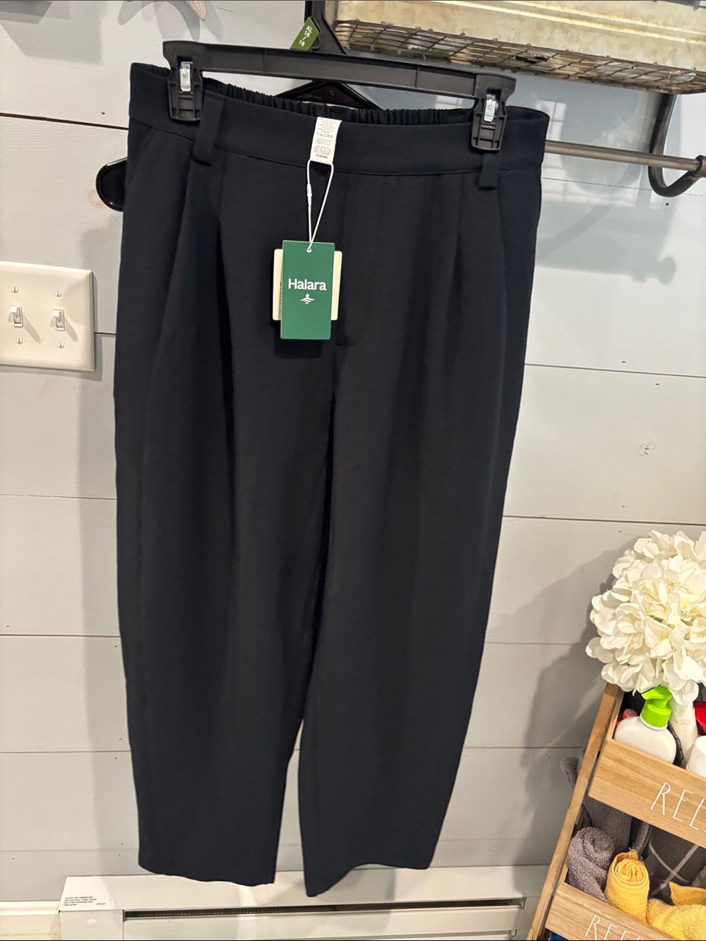 HALARA women’s Black Pleated Tapered Dress Pants
